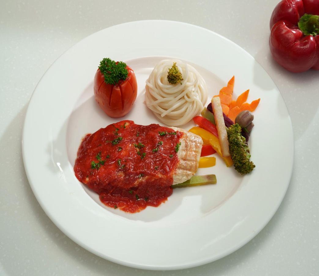 Eden Woods Resorts And Spa 무나르 외부 사진